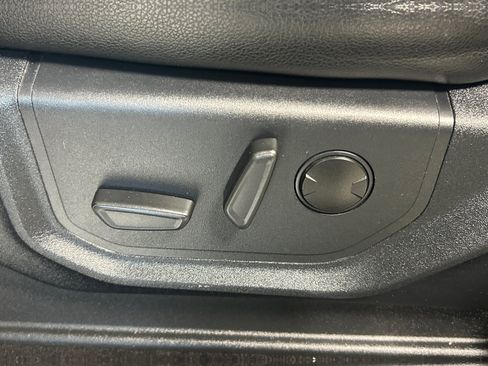 Certified 2019 Ford F150 Lariat w/ Equipment Group 502A Luxury AWD/4WD image 13