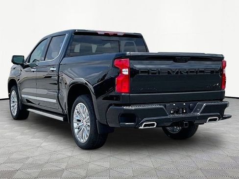 New 2026 Chevrolet Silverado 1500 High Country AWD/4WD image 4