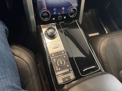 Used 2019 Land Rover Range Rover Velar R-Dynamic SE AWD/4WD image 49