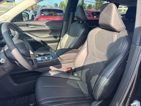 Used 2022 INFINITI QX60 Sensory w/ Vision Package AWD/4WD image 13