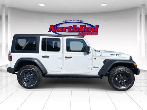 Used 2023 Jeep Wrangler Unlimited image 8