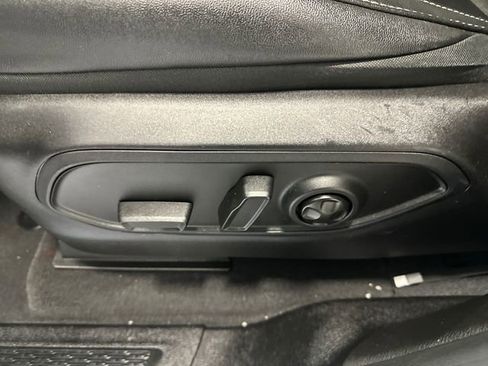 Used 2022 Jeep Grand Cherokee Limited 4xe image 30