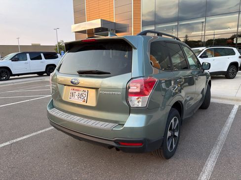 Used 2018 Subaru Forester 2.5i Premium w/ All-Weather Package AWD/4WD image 5