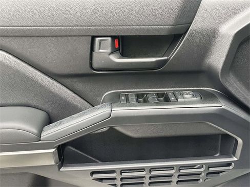 Used 2025 Toyota 4Runner SR5 image 16