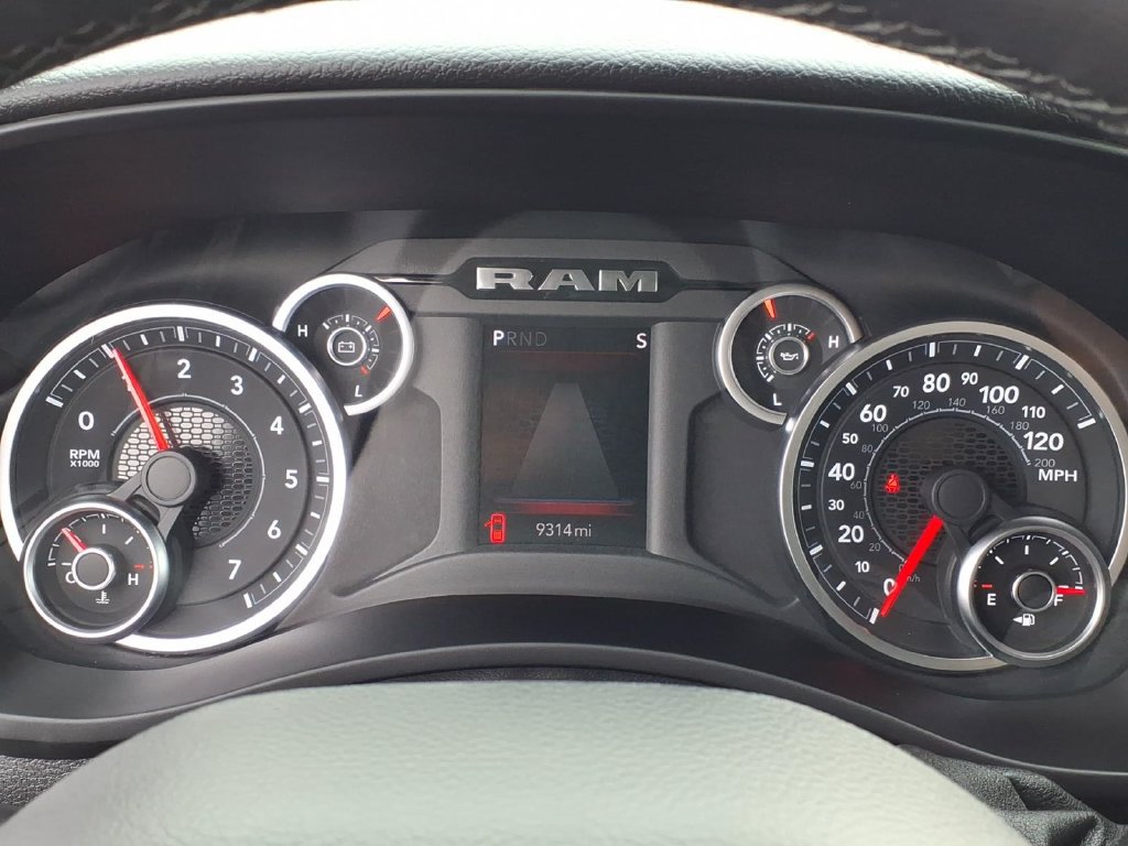 Certified 2026 RAM 2500 Big Horn AWD/4WD image 6