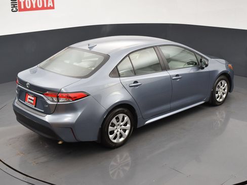 Used 2025 Toyota Corolla LE FWD image 20