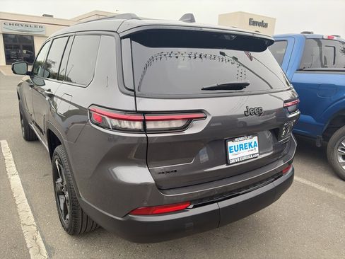 New 2025 Jeep Grand Cherokee L Limited w/ Luxury Tech Group II image 5