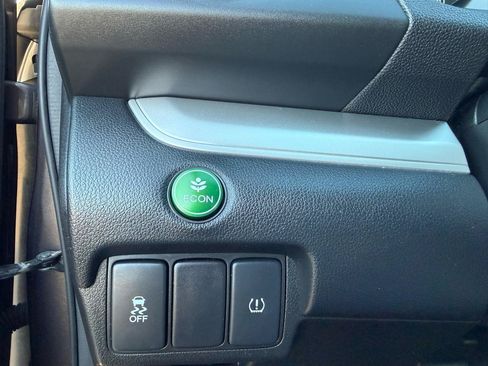 Used 2016 Honda CR-V EX image 11
