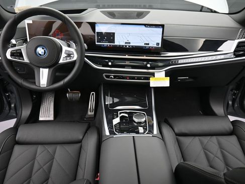 New 2026 BMW X5 xDrive50e w/ M Sport Package image 13
