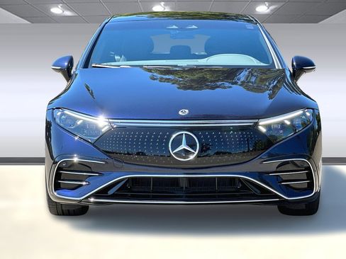 Used 2022 Mercedes-Benz EQS 580 4MATIC Sedan image 5