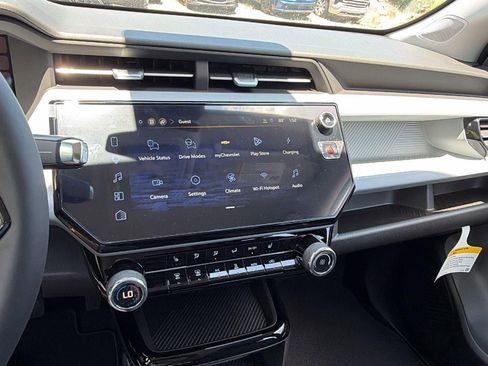 New 2027 Chevrolet Bolt LT w/ Comfort Package FWD image 22