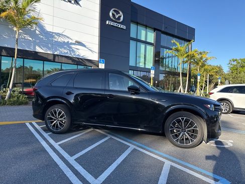 Used 2025 MAZDA CX-70 3.3 Turbo S w/ Premium Plus image 4