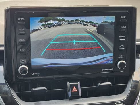 Used 2022 Toyota Corolla LE image 15