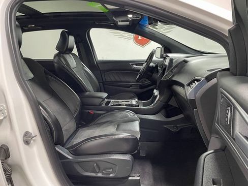 Used 2022 Ford Edge ST w/ Equipment Group 401A AWD/4WD image 23