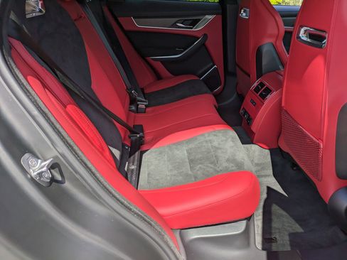 New 2026 Jaguar F-PACE SVR 575 Edition image 28