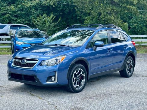 Used 2017 Subaru Crosstrek 2.0i Limited AWD/4WD image 4