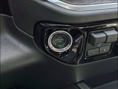 New 2026 GMC Sierra 1500 SLT w/ SLT Premium Plus Package AWD/4WD image 23