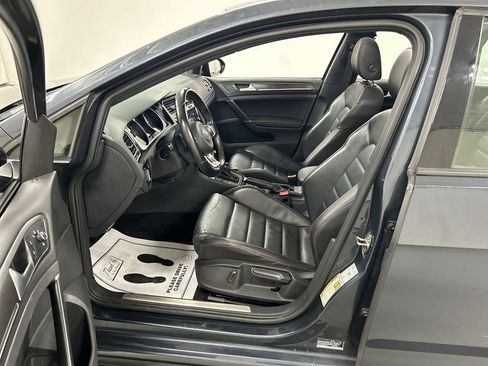 Used 2021 Volkswagen GTI SE FWD image 9
