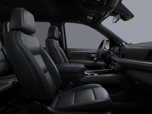 New 2025 Chevrolet Suburban LT image 9