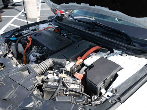 Used 2024 Honda Accord Sport image 32
