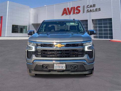 Used 2024 Chevrolet Silverado 1500 LT w/ Protection Package image 2
