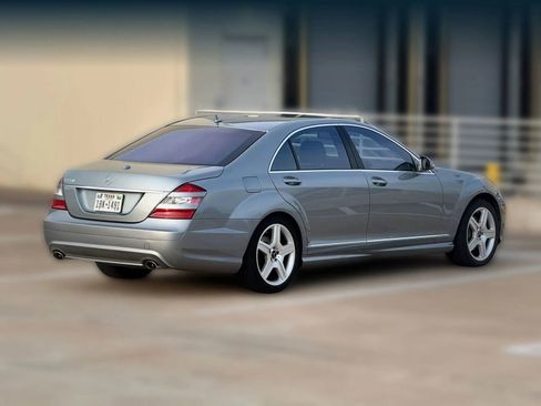 Used 2007 Mercedes-Benz S 550 image 4