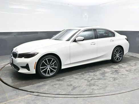 Used 2020 BMW 330i xDrive Sedan w/ Convenience Package image 3