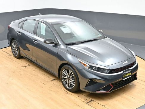 Used 2023 Kia Forte GT-Line image 5