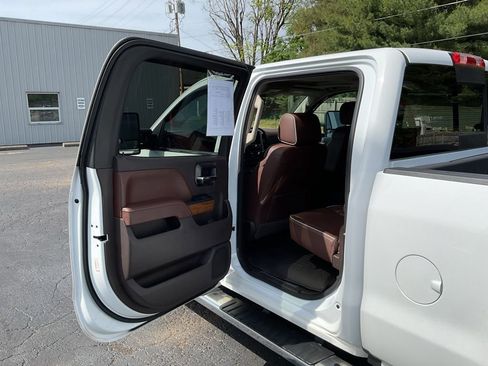 Used 2016 Chevrolet Silverado 3500 High Country w/ Duramax Plus Package AWD/4WD image 30