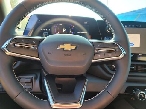 New 2026 Chevrolet Silverado EV LT image 15