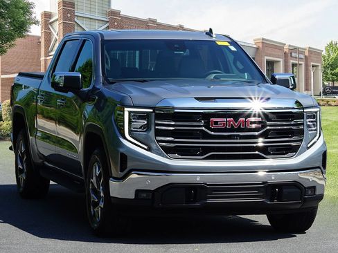 Used 2025 GMC Sierra 1500 SLT w/ SLT Premium Plus Package AWD/4WD image 3