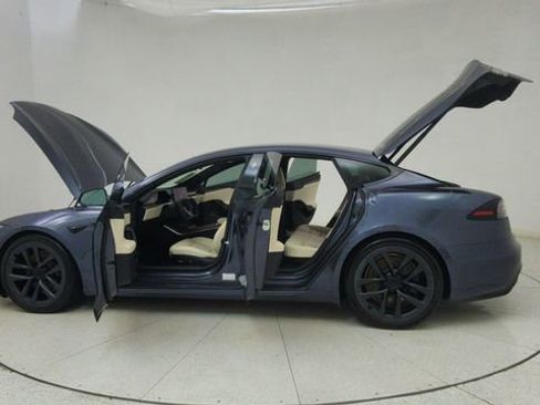 Used 2022 Tesla Model S Base image 73