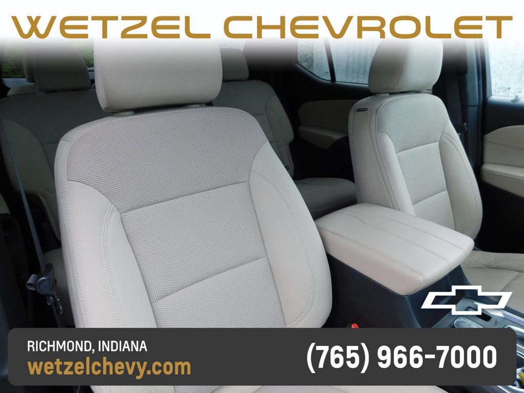 Certified 2023 Chevrolet Traverse LS FWD image 18