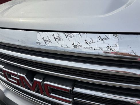 Used 2016 GMC Canyon SLE w/ SLE Convenience Package image 14