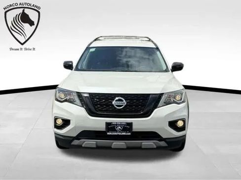 Used 2020 Nissan Pathfinder SV w/ Rock Creek Edition FWD image 2
