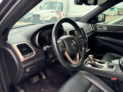 Used 2016 Jeep Grand Cherokee Limited AWD/4WD image 8