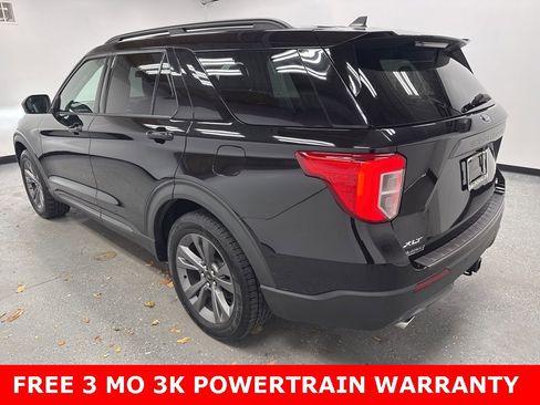 Used 2021 Ford Explorer XLT w/ Equipment Group 202A image 4