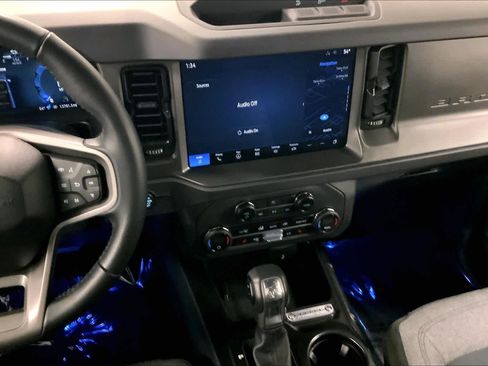 Used 2025 Ford Bronco Big Bend image 6