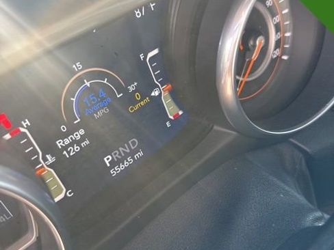 Used 2018 Jeep Wrangler Unlimited Sahara AWD/4WD image 13