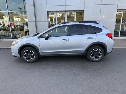 Used 2015 Subaru Crosstrek 2.0i Limited w/ Popular Package #1 image 2