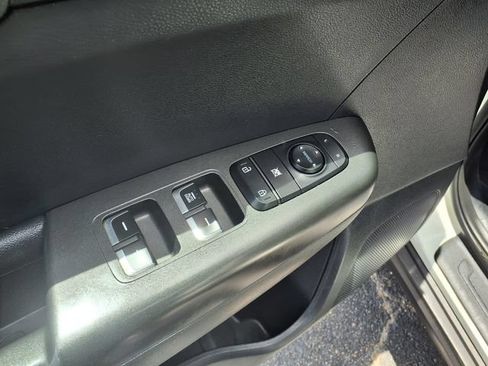 Used 2020 Kia Sportage LX FWD image 31