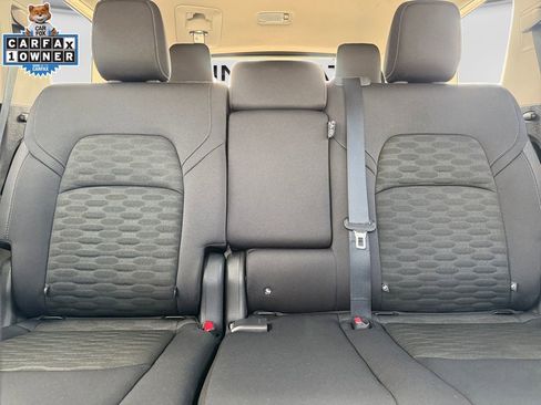 Certified 2025 Nissan Pathfinder SV AWD/4WD image 16