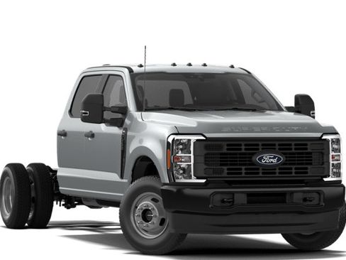New 2027 Ford F350 XL w/ XL Chrome Package AWD/4WD image 4