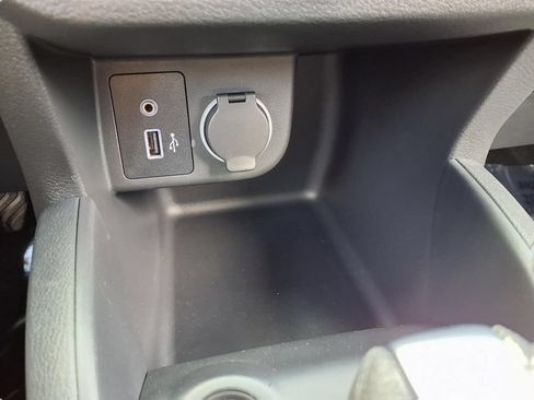 Used 2025 Nissan Kicks Play S FWD image 9