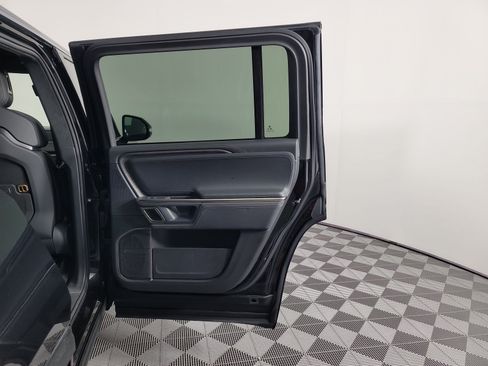 Used 2023 Rivian R1S Adventure AWD/4WD image 19