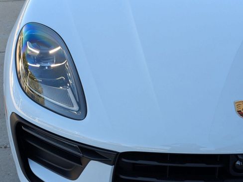 New 2026 Porsche Macan image 12