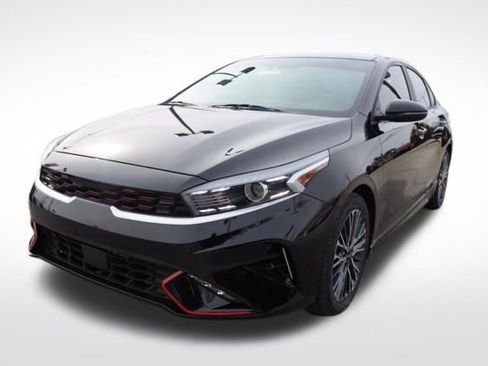 Used 2022 Kia Forte GT-Line w/ GT-Line Premium Package image 5
