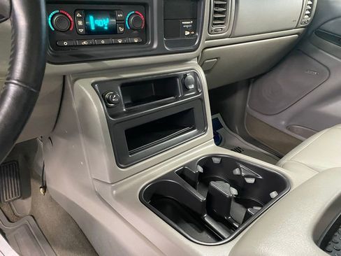 Used 2004 Chevrolet Silverado 3500 LT image 28