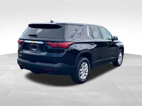 Certified 2023 Chevrolet Traverse LS FWD image 3