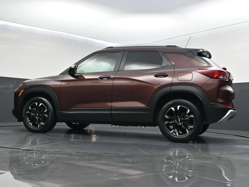 Certified 2023 Chevrolet TrailBlazer LT FWD image 38
